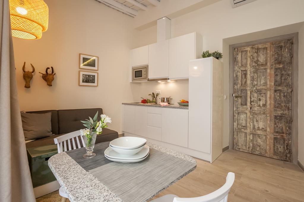 Appartement Tomas Ibarra Pool & Luxury à Séville Extérieur photo
